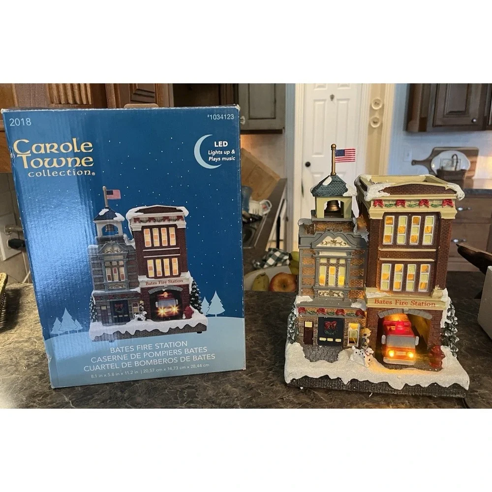 Carole Towne Bates Fire Station Christmas Village Piece Lights Up w/ Cord *Read*